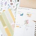 Diario Scuola 2021 2022 Seasonal Flowers Diario Agenda Settimanale 2021 2022 Con 12 Mesi 21x148 Cm Ideale Come Agenda Universitaria 2021 2022 E Diario Scuola 2021 2022 Superiori 0 2